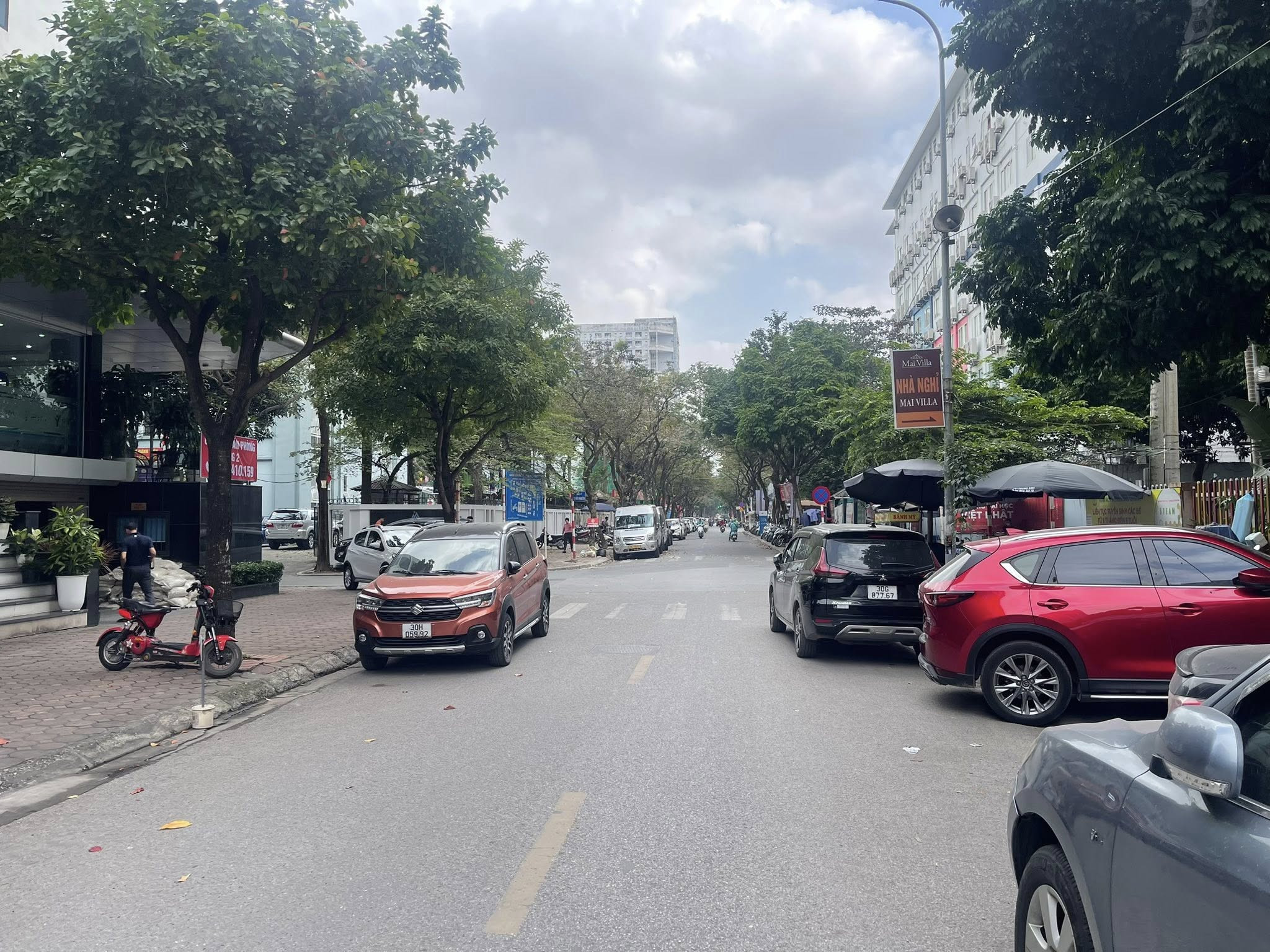 BÁN TÒA NHÀ CHDV ĐƯỜNG LƯU HỮU PHƯỚC. 195M2 - 9 TẦNG. THANG MÁY