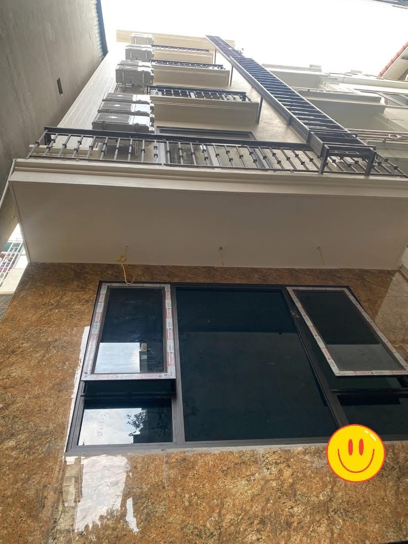 CCMN Lê Đức Thọ sổ 61m, 6 tầng thang máy, dòng tiền 50tr, 12 t.ỷ hơn.