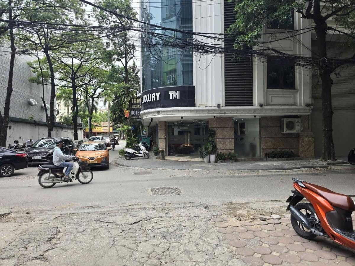 🔥 Bán Khách Sạn Lô Góc Lê Đức Thọ – 9 Tầng, MT 22m, Giá 128 Tỷ