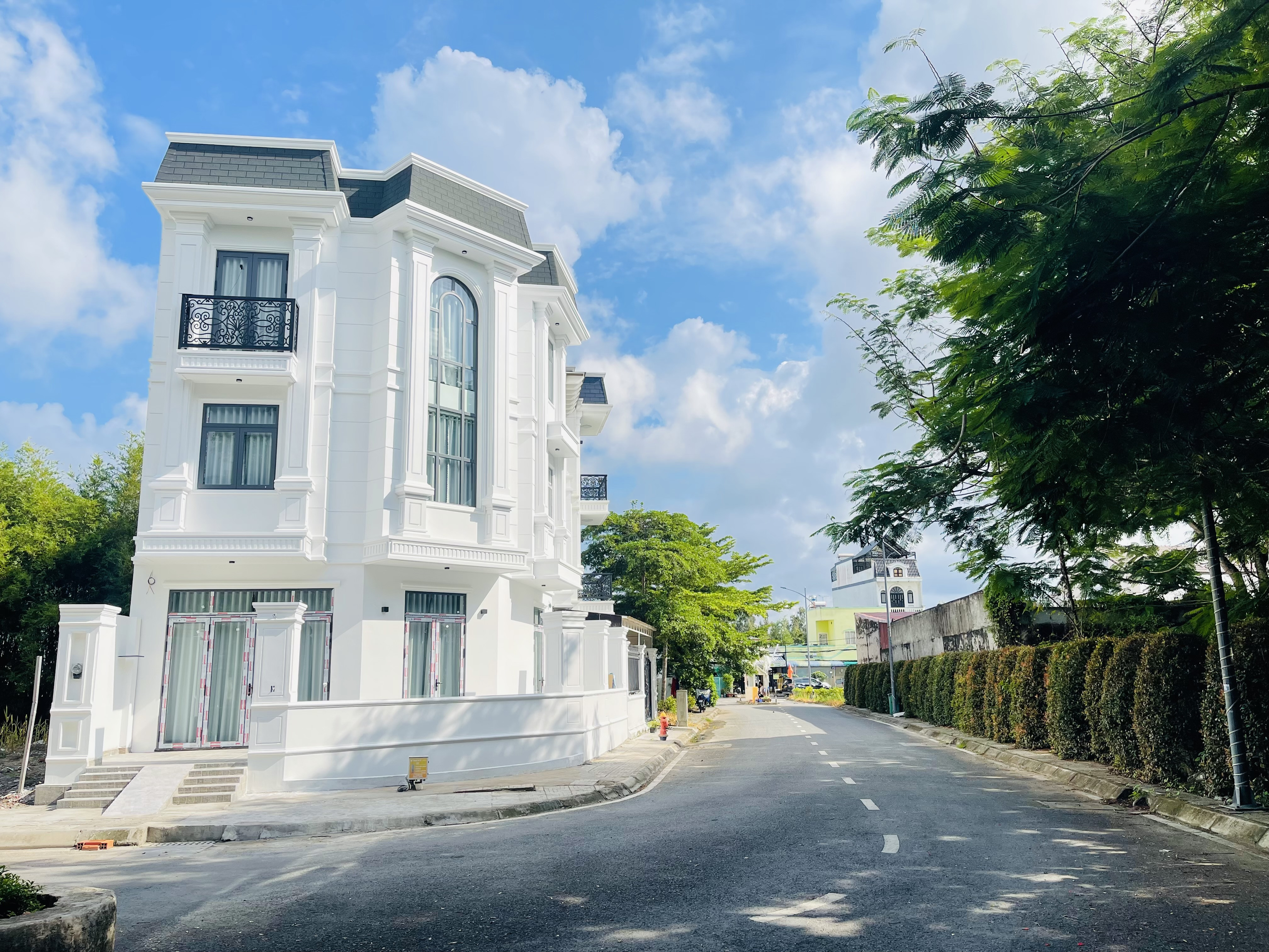 🏠BÁN NHÀ 3 TẦNG HOÀN CÔNG – TRỤC CHÍNH KDC AN PHÚ – 4X18.5M (GẦN CỔNG CHÍNH).