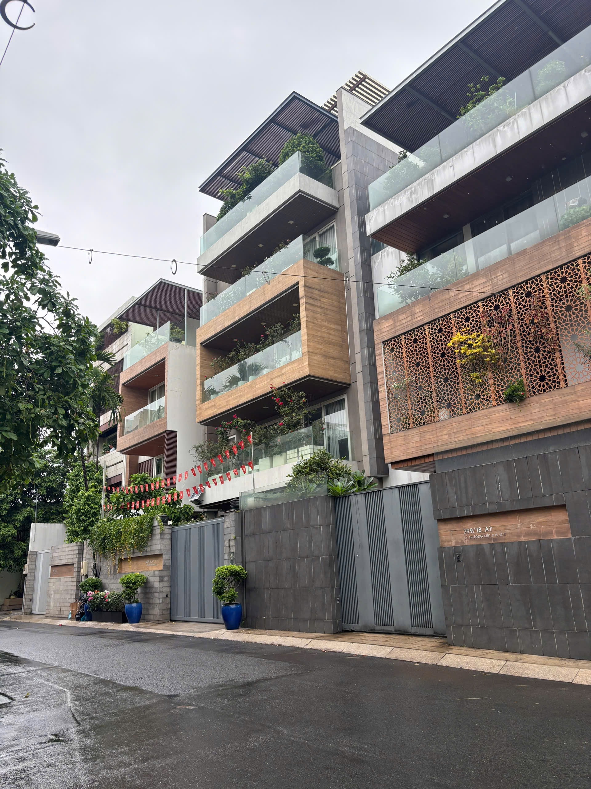 SIÊU BIỆT THỰ LÊ HỒNG PHONG – CAO THẮNG – NGANG 12M – DT 300M² 💎