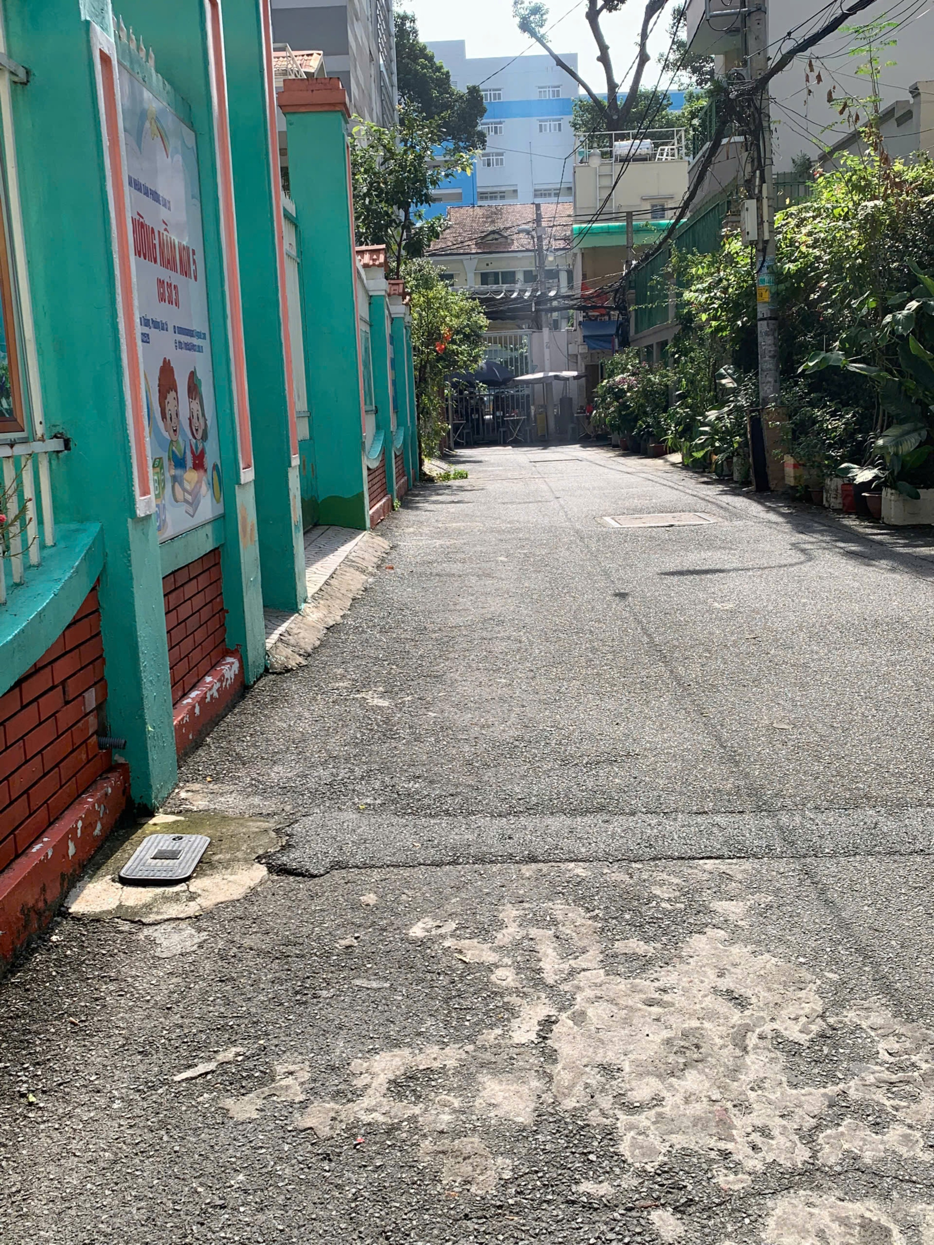 LÊ HỒNG PHONG Q.10 - HẺM THẲNG 1 TRỤC 6M TỚI NHÀ - NHÀ 3 TẦNG NGANG 3,5M