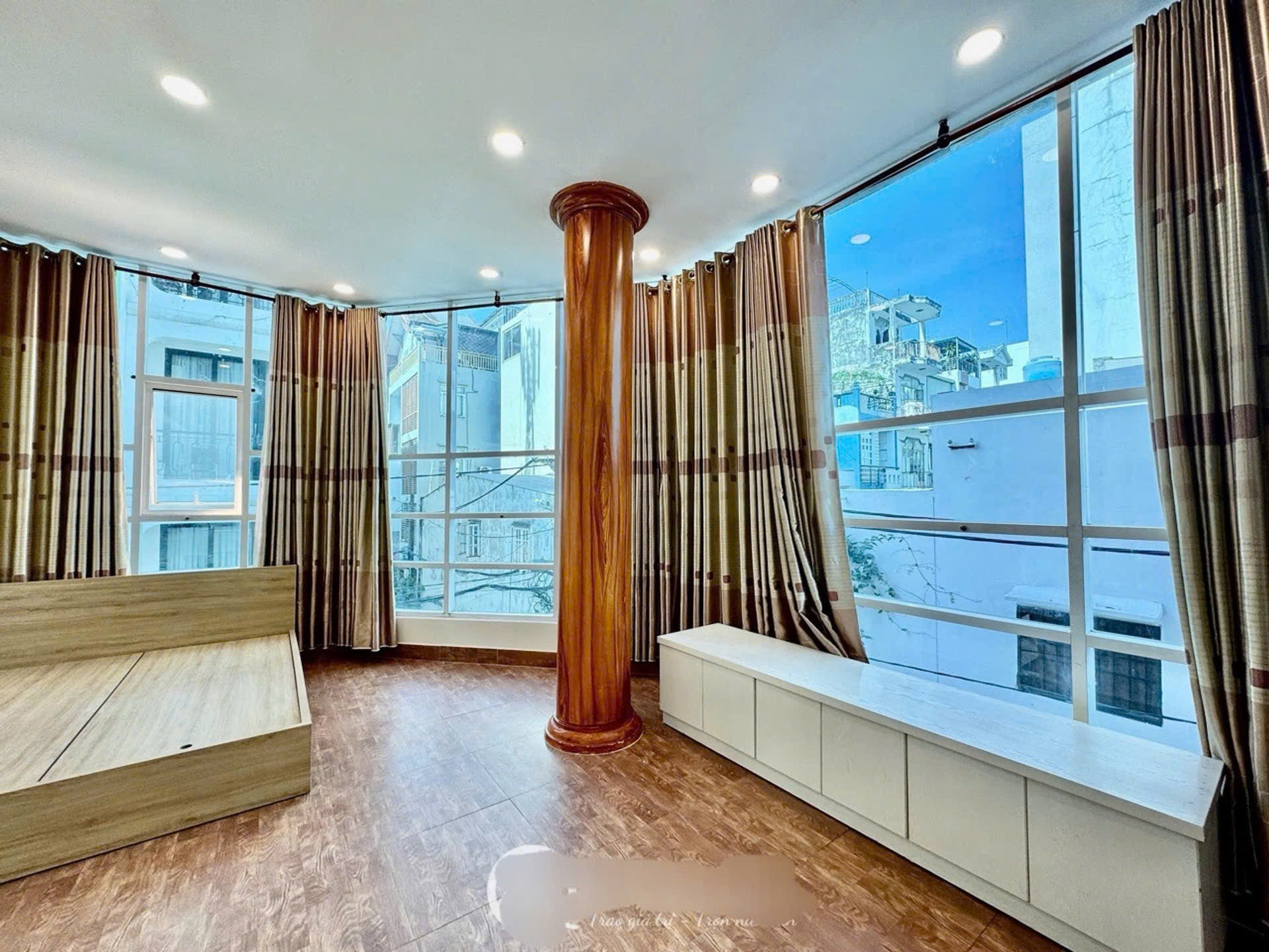 MẶT TIỀN KINH DOANH LÊ HỒNG PHONG – NGAY VÒNG XOAY LÝ THÁI TỔ – 5 TẦNG – CHỈ 39.8 TỶ