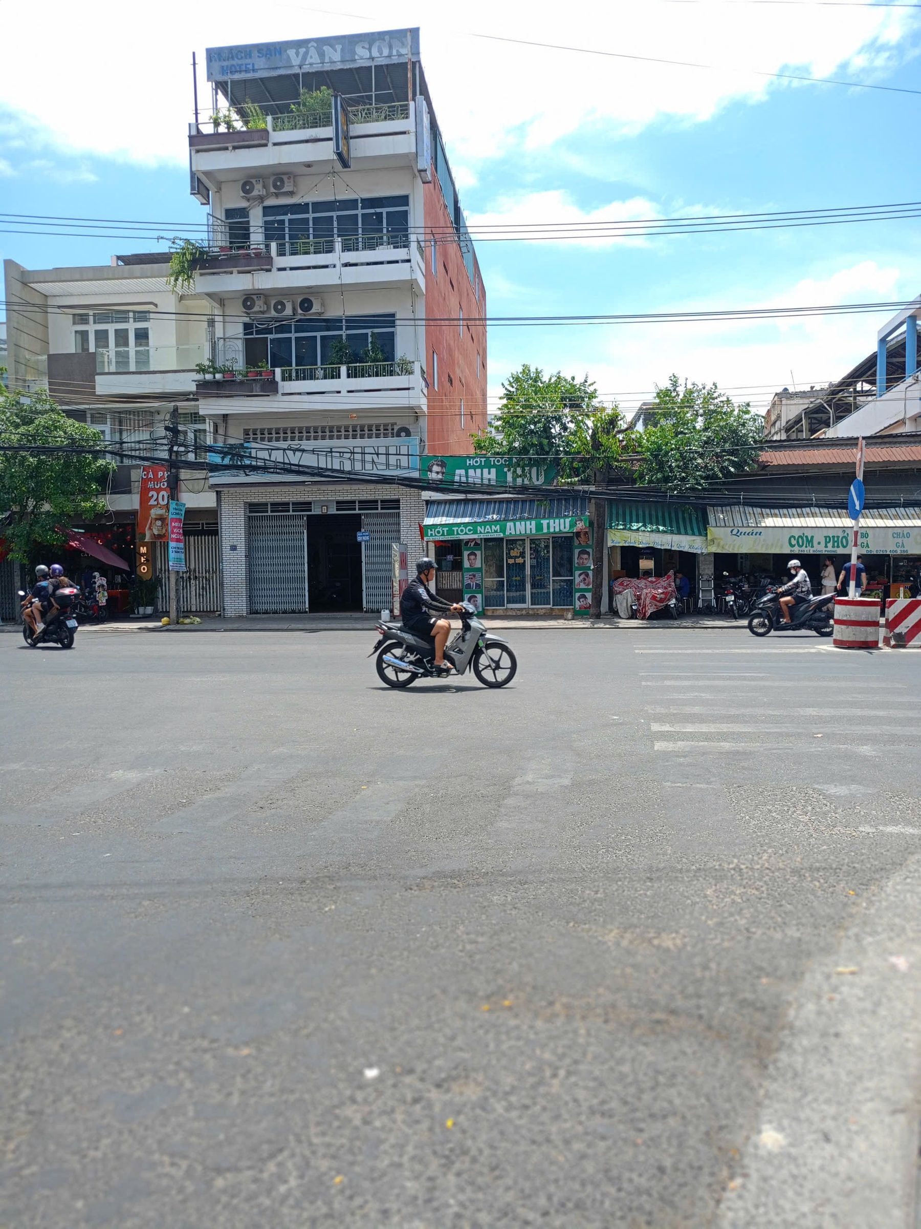 🔥BÁN NHÀ CẤP 4 MẶT TIỀN LÊ HỒNG PHONG – PHƯỚC HẢI, PHƯỜNG NAM TRANG NHA TRANG 💰 16 TỶ 900 TRIỆU