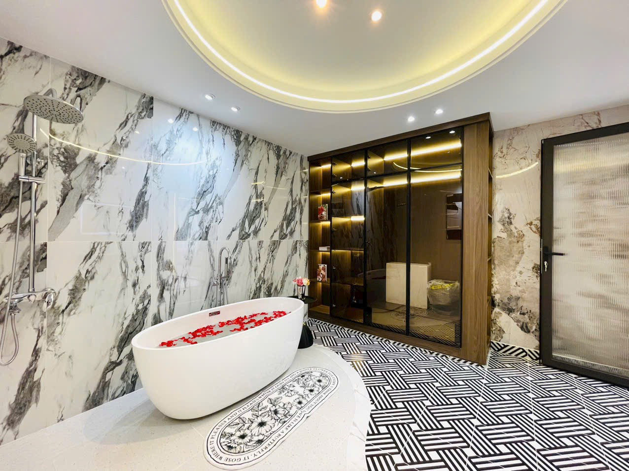 Hàng ngộp bán gấp 52m2, giá 2 tỷ 250 triệu Lê Lai, Phường 3, Gò Vấp đang cho thuê 14 triệu/tháng