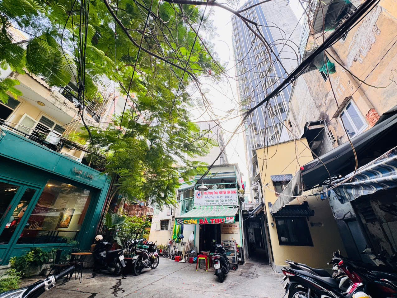 BÁN SHOPHOUSE LÊ LỢI, P.BẾN THÀNH, QUẬN 1- NGANG LỚN 11,5M*4,9M VUÔNG ĐẸP- KHU VIP KD KHÁCH TÂY DU LỊCH- 0938676685 GIANG GIANG