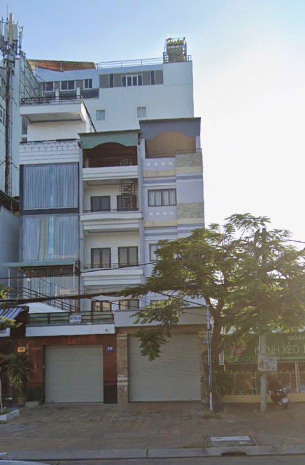 Bán nhà đường lê lợi. Ngay ngã tư .nhà 1 trệt 3 lầu kiên cố. Dt:4,1x24m dt xây dựng 53m2 , diện tích sử dụng 95m2. 
Giá : 12.5 tỷ thương lượng trực tiếp chủ nhà.