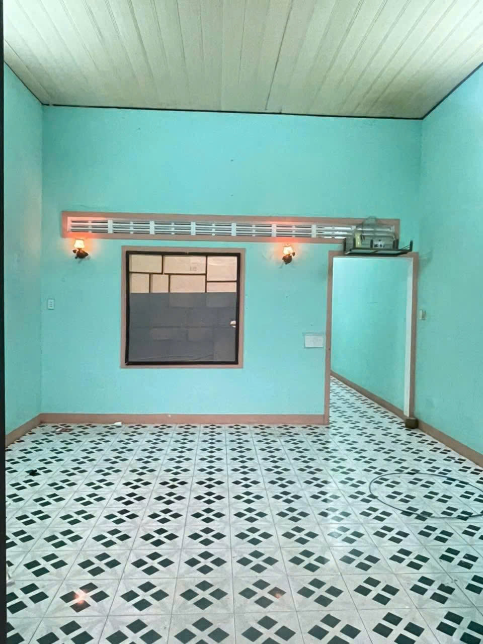 📌CUỐI NĂM KẸT TIỀN BÁN GẤP CĂN NHÀ C4 DT 55M2 SỔ RIÊNG GIÁ 699 TRIỆU.