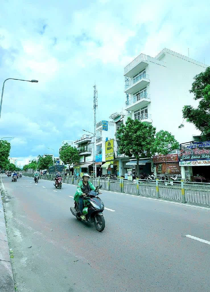 Bán nhà Cấp 4 Mặt tiền lũy bán Bích Tân Phú