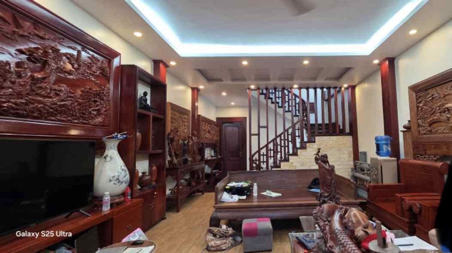 Cần Bán Căn nhà mặt phố. Được chủ nhà thiết kế sang trọng lịch lãm. Tại Trung Tâm Từ Sơn - Bắc Ninh.