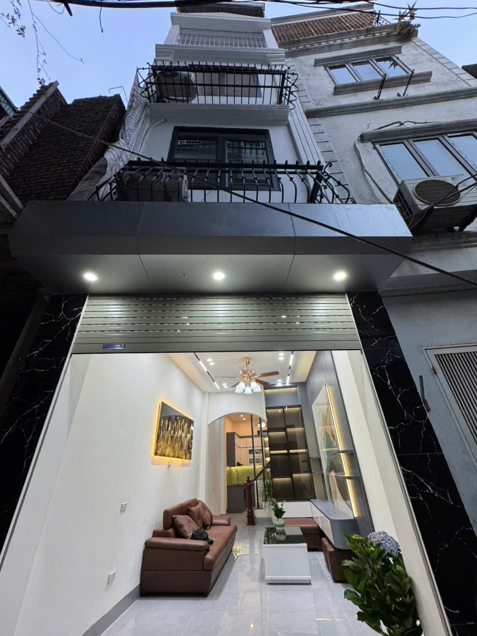 Bán nhà 5 tầng phố Lê Quang Đạo, Mễ Trì, ở tốt & cho thuê tốt!