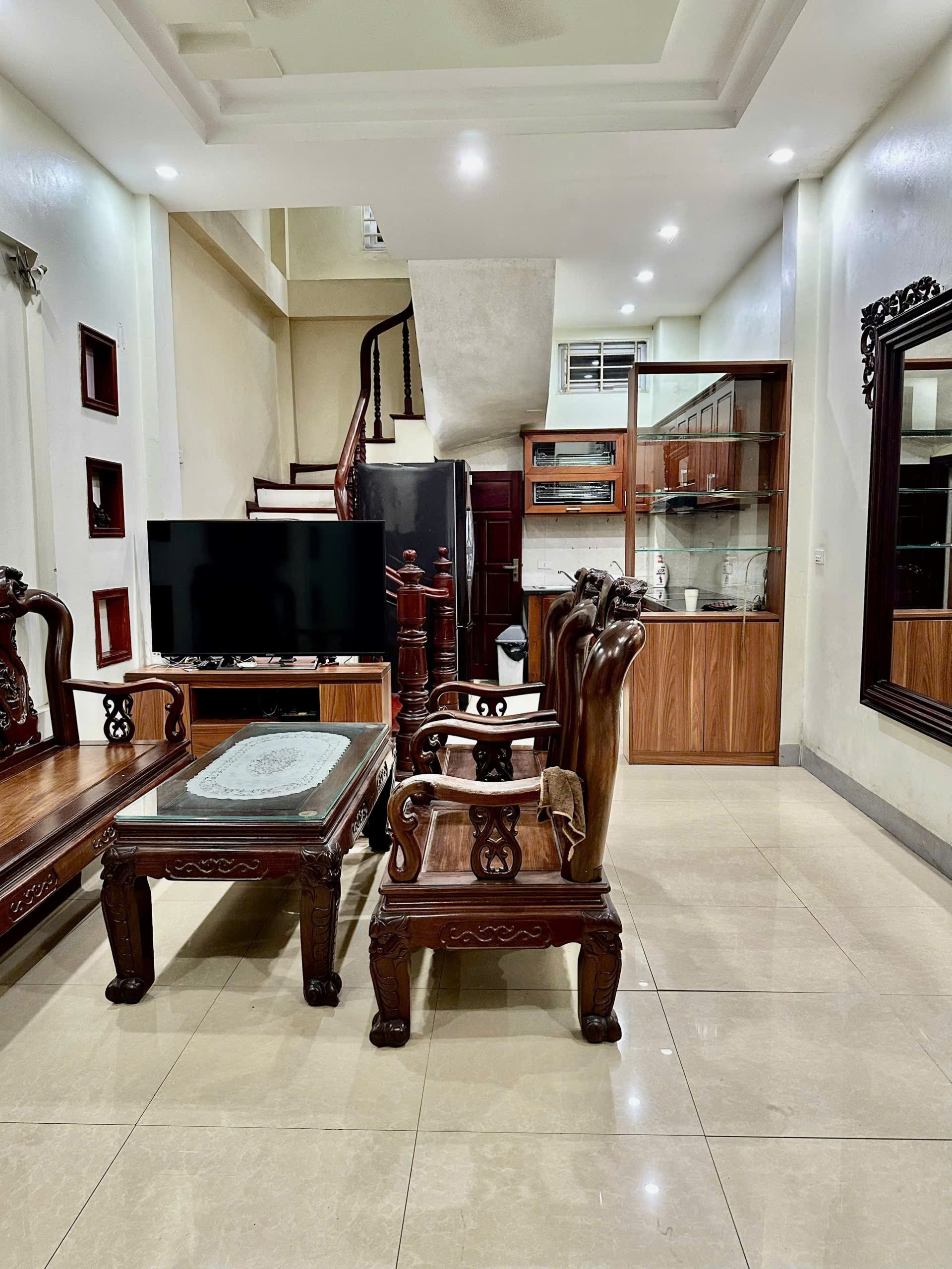 Cho thuê nhà ngõ 8 Lê Quang Đạo, Nam Từ Liêm 38M*5 tầng FULL ĐỒ giá 12 triệu
