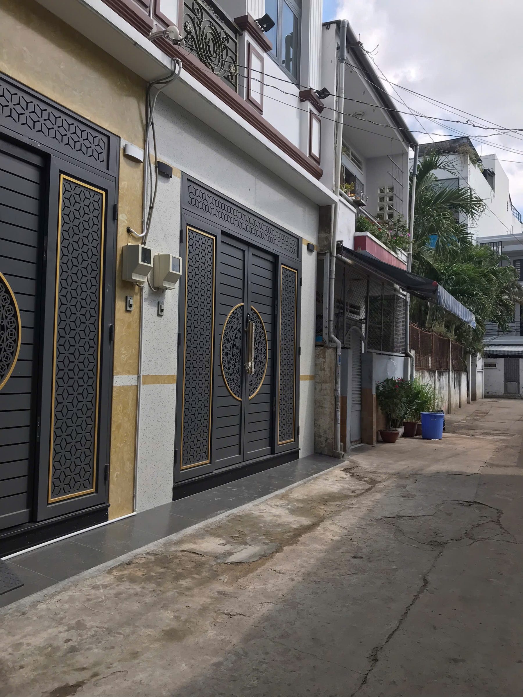 Nhà Lê Quang Định - Xe Hơi Ngủ Nhà -60m2 4tầng BTCT 4PN chỉ 8tyx