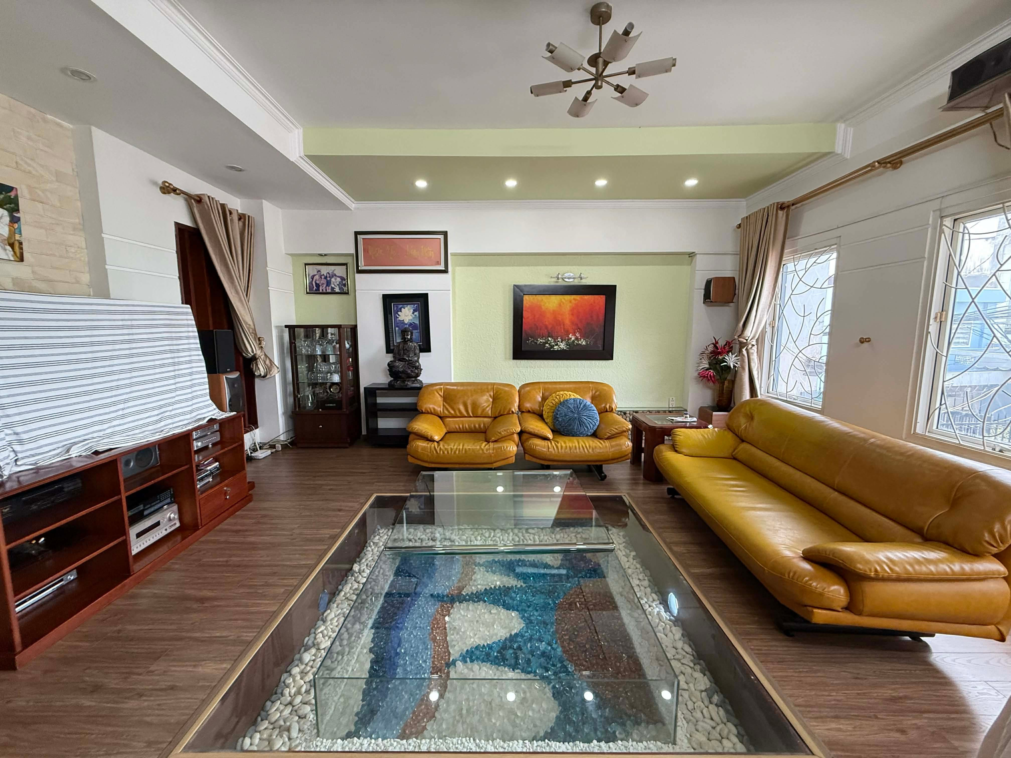 LÊ QUANG ĐỊNH - Ô TÔ NGỦ NHÀ - 5 TẦNG BTCT - 104m² (5.3×19) - 3 CĂN RA MẶT TIỀN - 14 TỶ