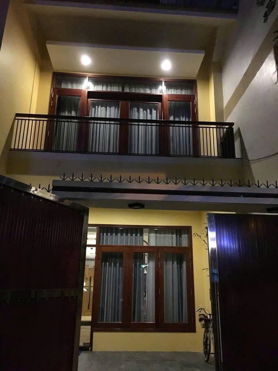 CHO THUÊ NHÀ 3 TẦNG MẶT TIỀN ĐƯỜNG LÊ TẤN TOÁN GẦN PHẠM VĂN ĐỒNG