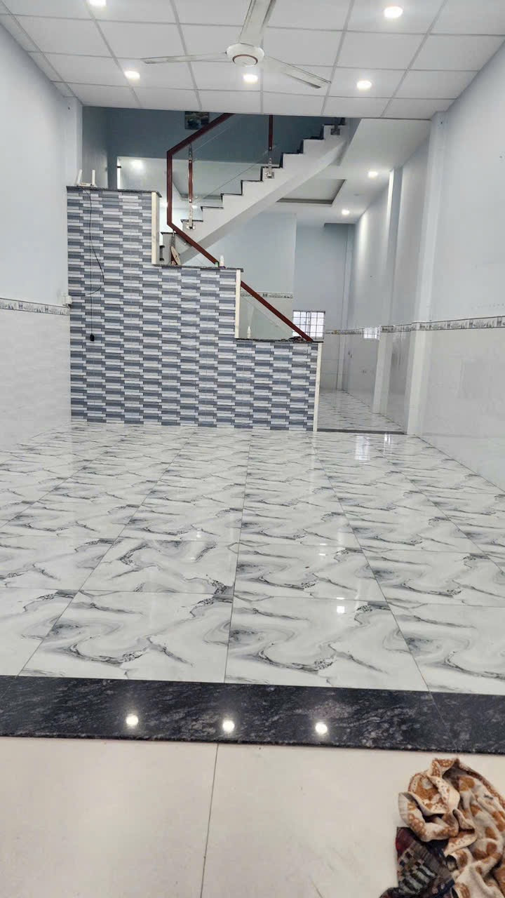 Nhà đẹp 2/ ngắn Đường Lê Thị Dung Vĩnh Lộc A.
