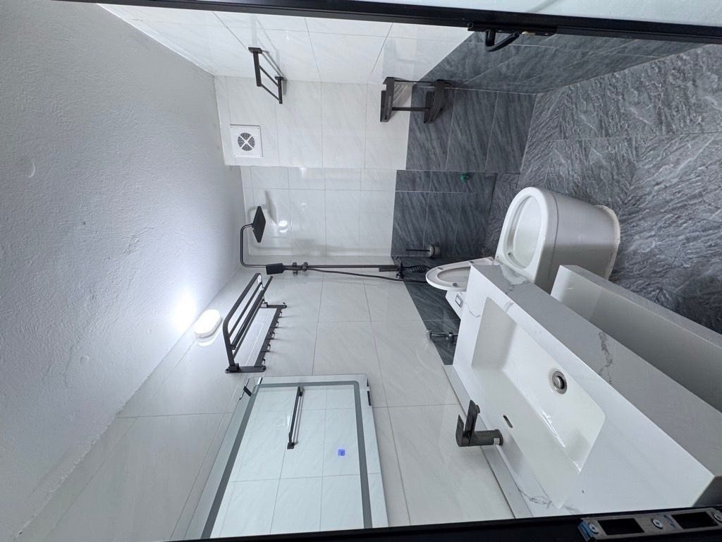 🎯💖💥🌲 Chỉ 7.9 tỷ sở hữu nhà ngõ ba gác 192 Lê Trọng Tấn 35m² x 5 tầng, lô góc, nhà mới đẹp.Vinfast VF3 đỗ cửa.