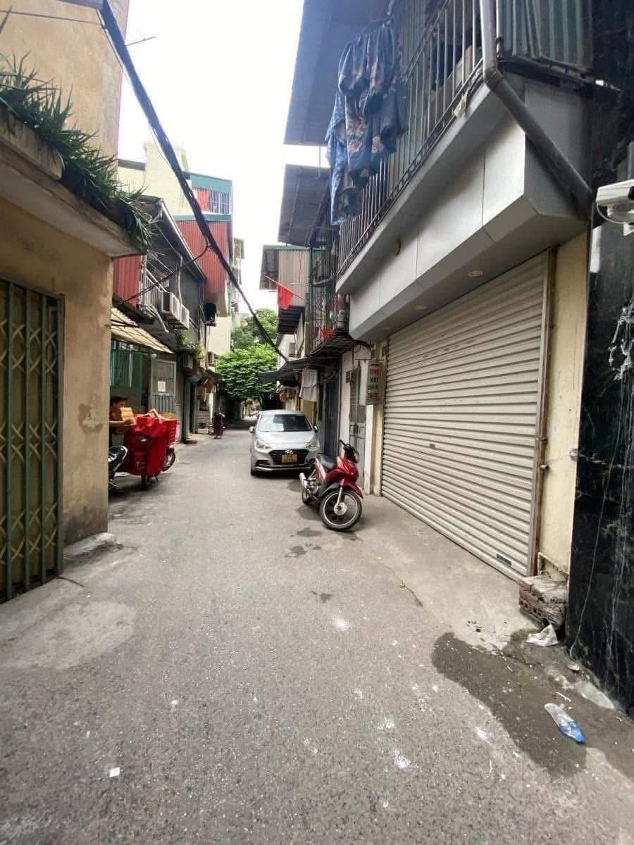 BÁN NHÀ NGÕ 192 ĐƯỜNG LÊ TRỌNG TẤN. 76M2 XÂY 4 TẦNG. GIÁ 8.6 TỶ.