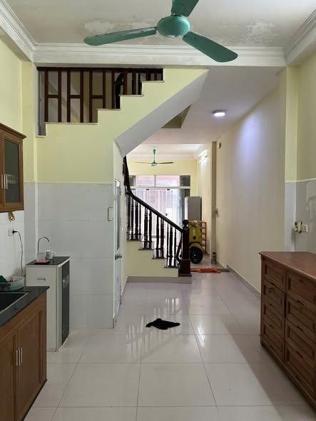 Cho Thuê Nhà Mặt Đường Lê Trọng Tấn - Hà Đông 40M² 7 Tầng 5 Ngủ, Full Đồ - Vừa Ở, Vừa Kinh Doanh - Giá Thuê 16tr