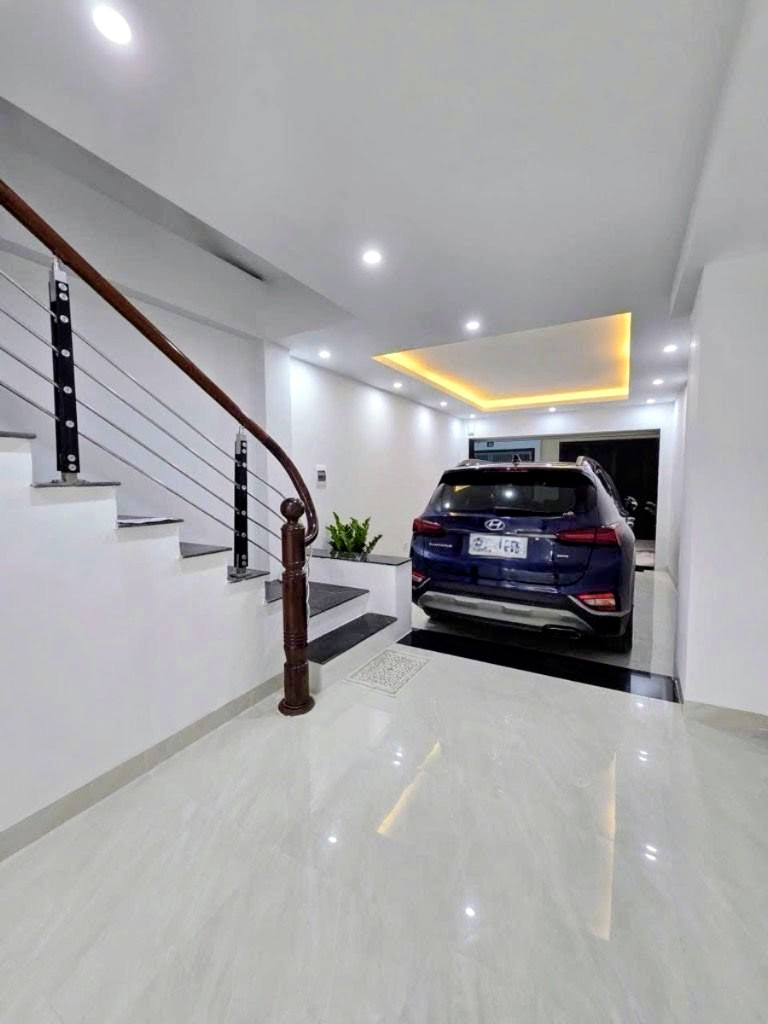Bán nhà đẹp phân lô ô tô Lê Trọng Tấn! Rộng rãi, thoáng đẹp, vượng khí – 56m2 x 4 tầng – Chỉ 17.8 tỷ