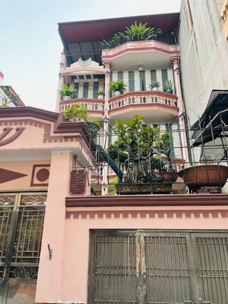 Hào quang lịch sử và vị thế độc bản tại mặt phố khu phân lô sĩ quan cao cấp Lê Trọng Tấn – 260m2 mặt tiền 8.2m, giá 8x tỷ