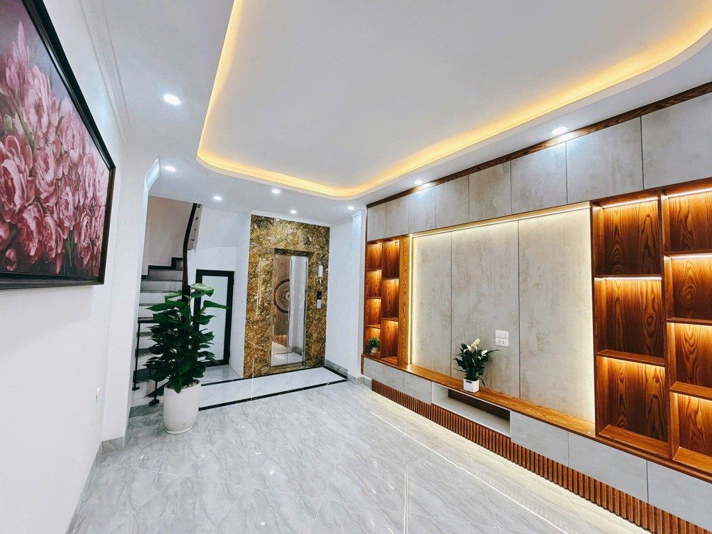 Cực hiếm! Bán nhà ngõ 192 Lê Trọng Tấn, Thanh Xuân, Lô góc, 6 tầng thang máy, ô tô qua, 11.2 tỷ