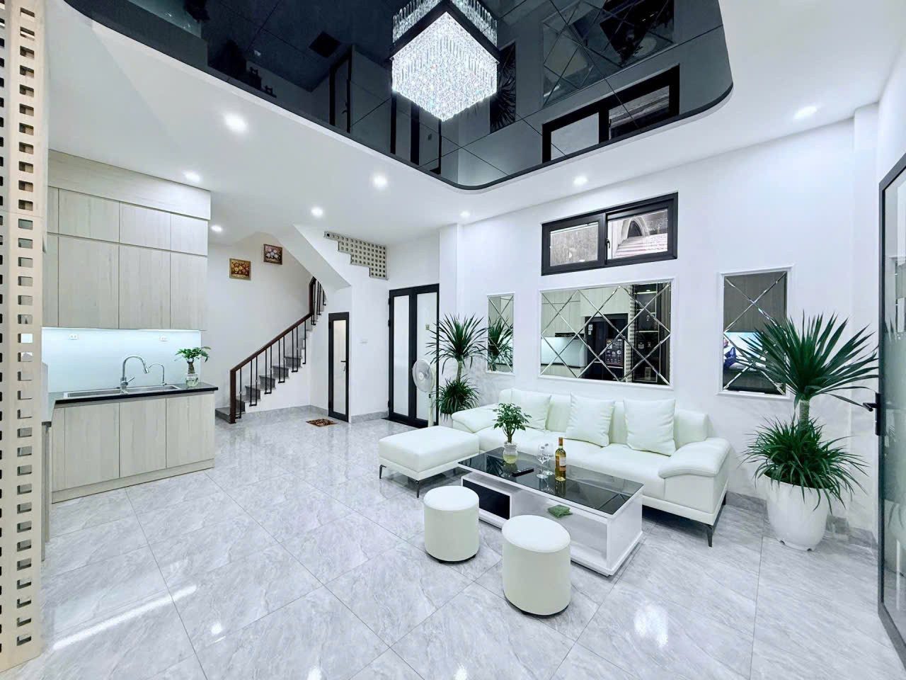 Siêu phẩm lô góc Thanh Xuân - Lê Trọng Tấn - Trường Chinh - 6 tầng – thang máy, ô tô gần 20m, ở ngay cực hiếm! Giá tầm 15 tỷ.