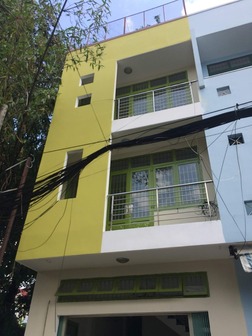 Ngay chợ Cây Quéo. Căn 48m² Lê Trực hẻm 4m xây 1 trệt 2 lầu, sổ riêng hoàn công