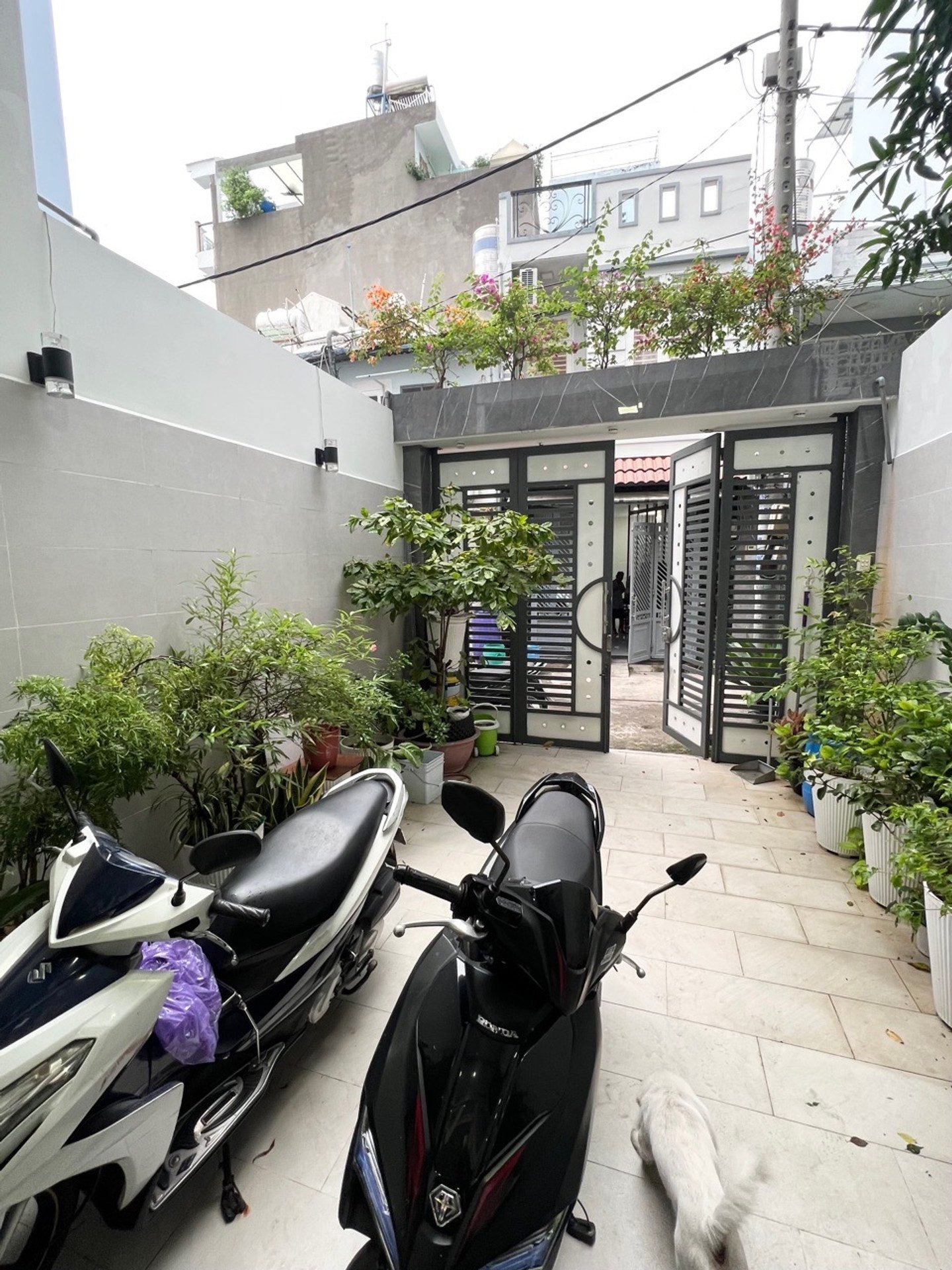 Bán nhà riêng đường Lê Văn Quới, 90m2, 4 tầng
