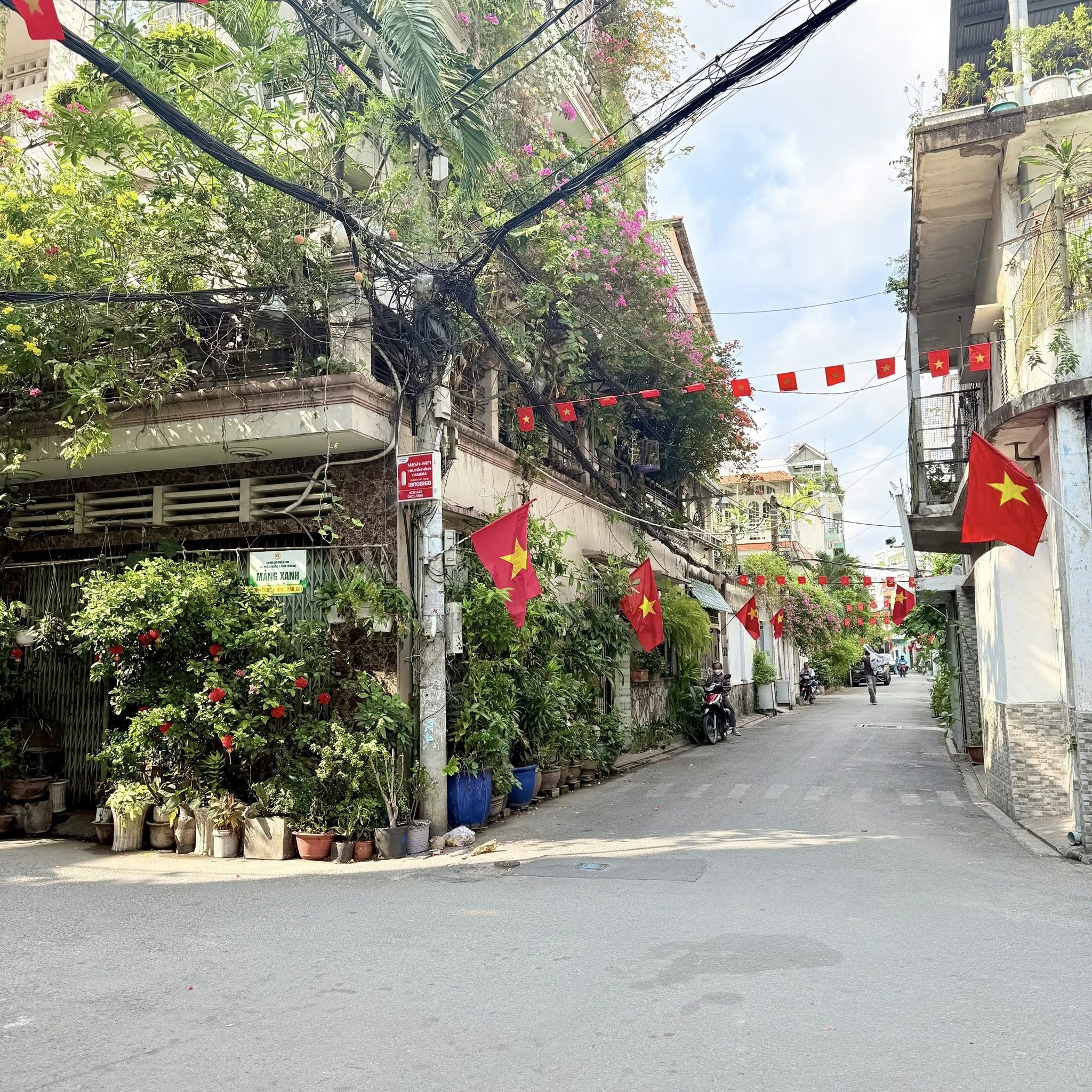 MẶT TIỀN 5.5M BỀ THẾ - CÁCH QUẬN 3, QUẬN 1 VÀI PHÚT - LÝ TƯỞNG MỞ: TRỤ SỞ CÔNG TY, THẨM MỸ VIỆN, CHDV