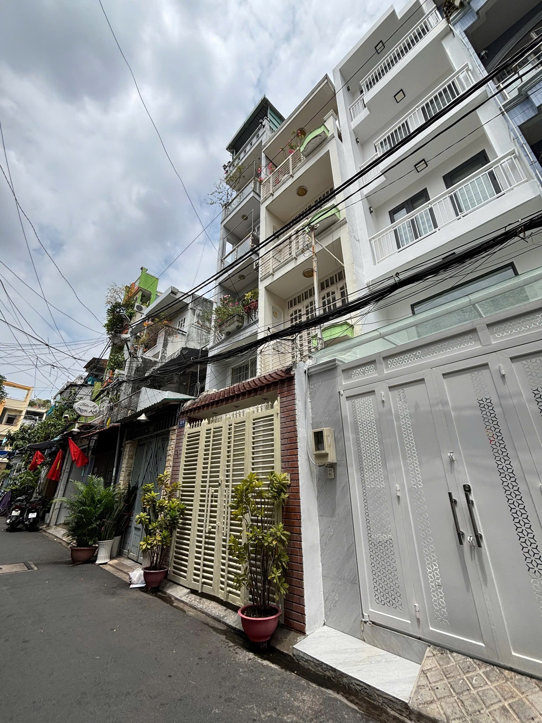 BÁN NHÀ ĐẸP 4 TẦNG – DT LỚN – HOÀNG VĂN THỤ GẦN NGUYỄN ĐÌNH KHƠI, LĂNG CHA CẢ – TÂN BÌNH – 9.3 TỶ
