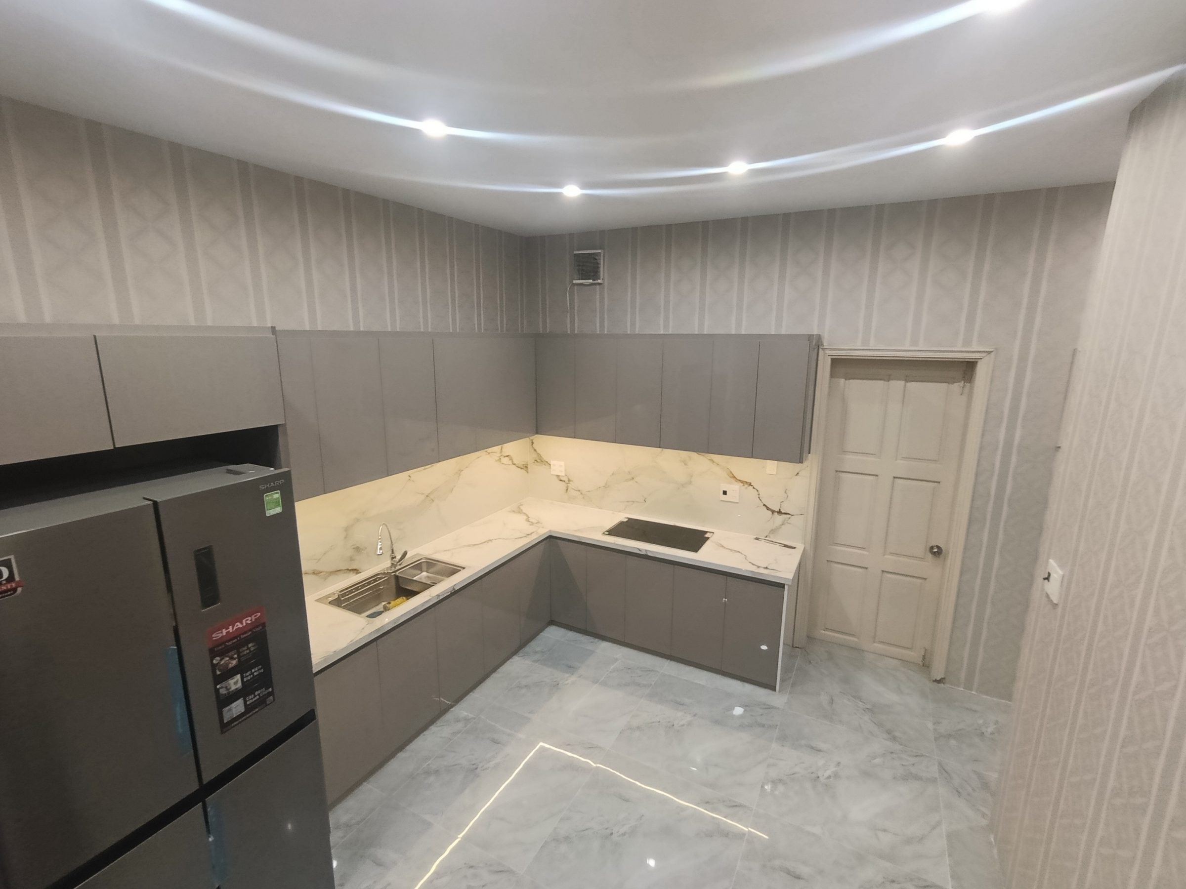 🔥 MẶT TIỀN LÊ VĂN THỊNH– NHÀ 3 TẦNG 3 MÊ – GIÁ CHỈ NGANG GIÁ ĐẤT 🔥