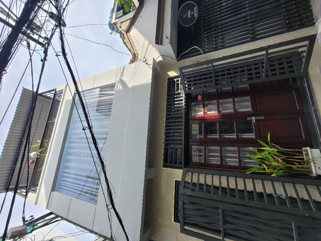 Hẽm xe hơi, gần trường học công viên, sổ hồng riêng lê văn thọ