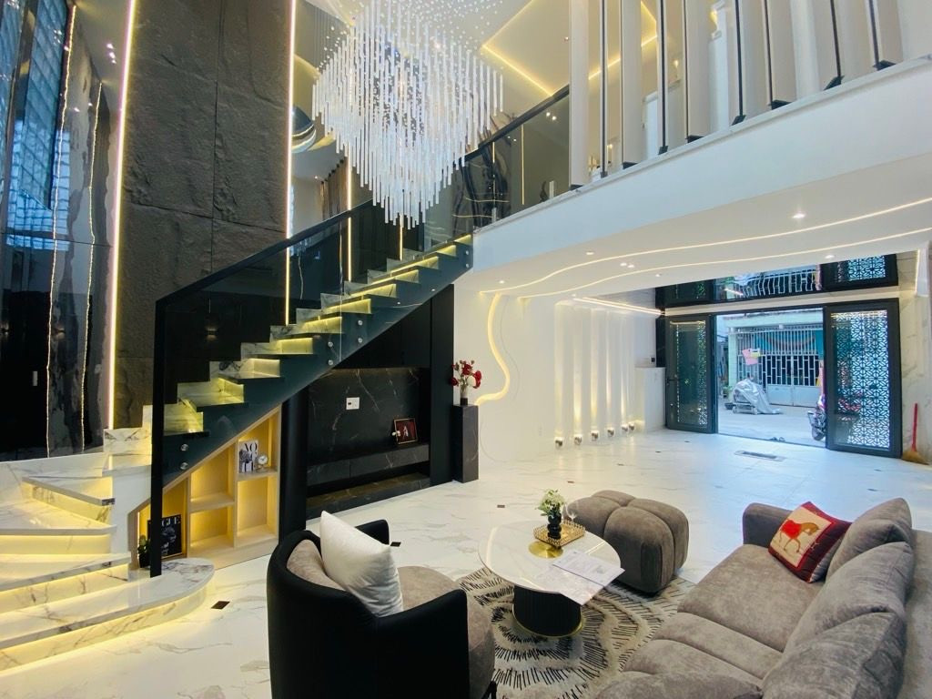 SIÊU PHẨM NHÀ MỚI ĐẸP FULL NỘI THẤT, XE HƠI NGỦ TRONG NHÀ, NỞ HẬU TÀI LỘC, KHU VIP NHÀ CAO TẦNG- 3PN - 4 TÂNG.