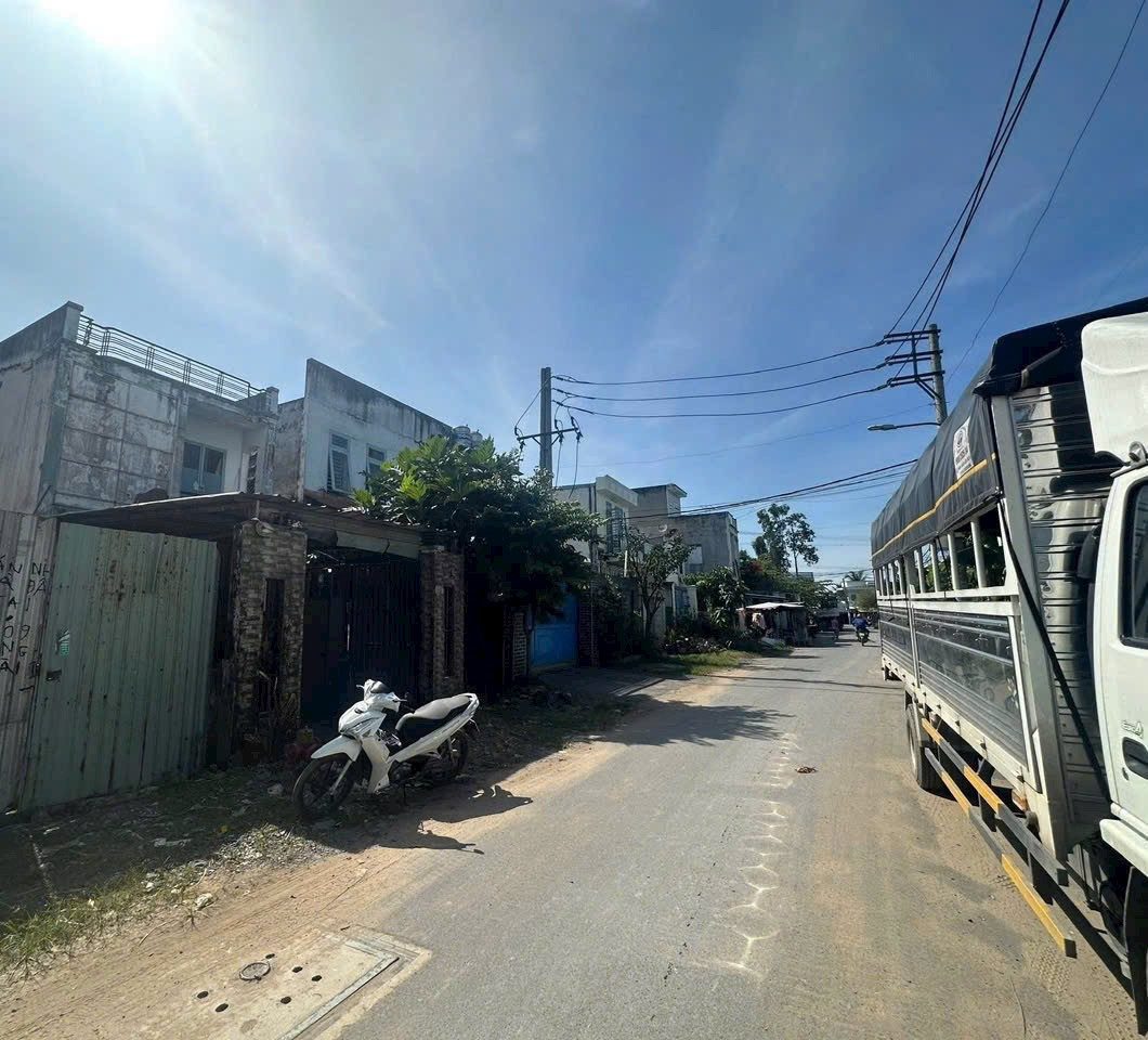 Bán đất 1190.6m² có sẵn 950m² thổ cư ngang 20m giá 26 tỷ tại Đường Liên ấp 2 - 3 Xã Tân Vĩnh Lộc