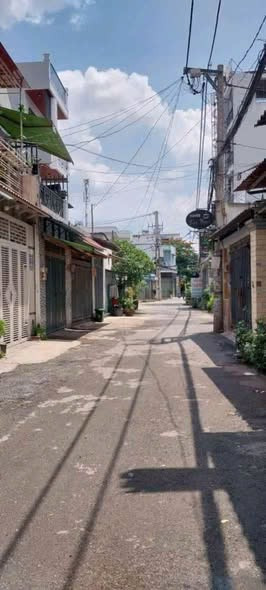 Nhà hót Bình tân  -dòng tiền sẳn 10 triệu tháng