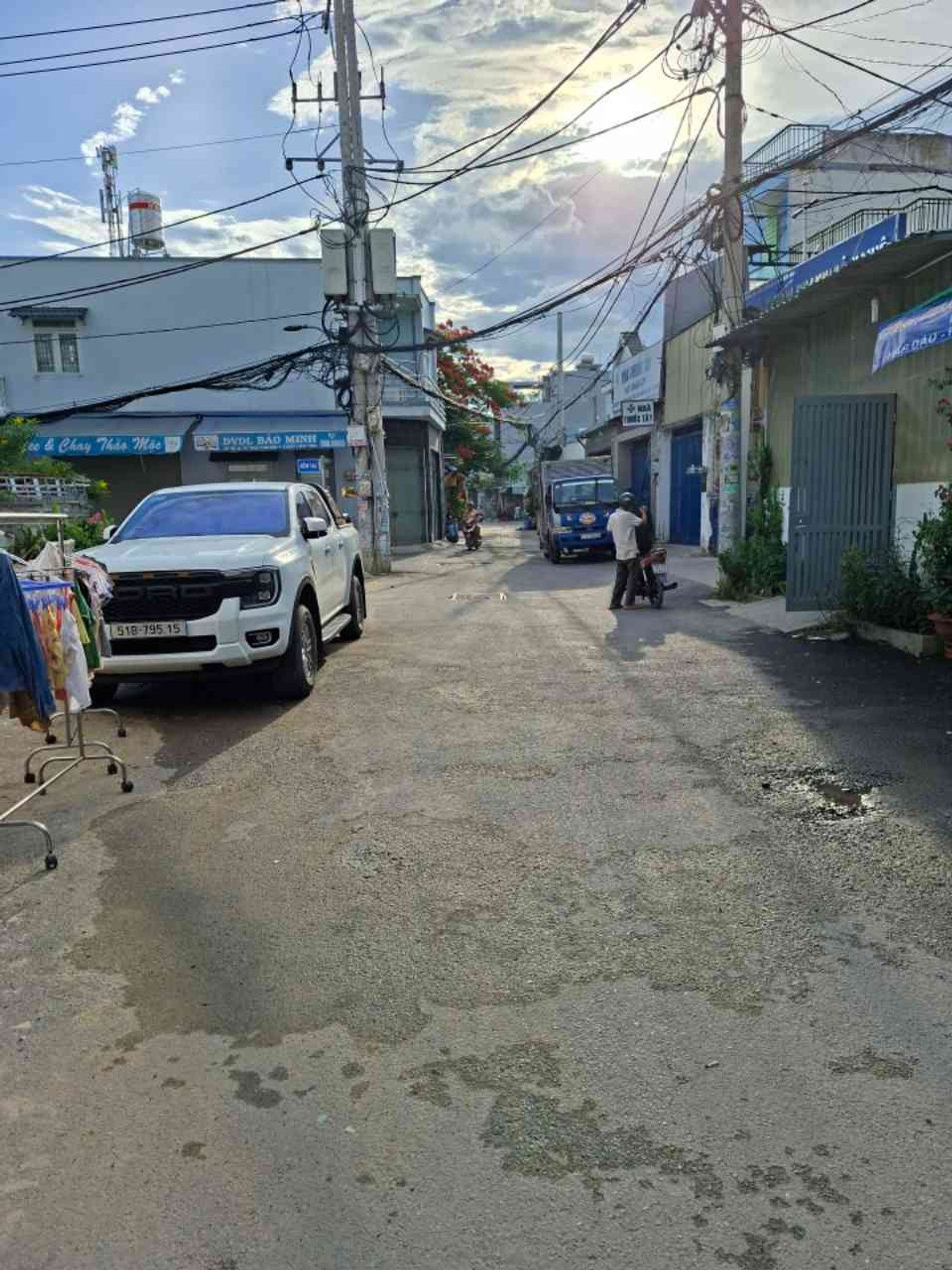 SIÊU PHẨM LIÊN KHU BÌNH TÂN - XE HƠI NGỦ TRONG NHÀ - ĐƯỜNG NHỰA XE TẢI - 4TẦNG BTCT - 4X12M - GIÁ NHỈNH 5ĐỒNG (THƯƠNG LƯỢNG)