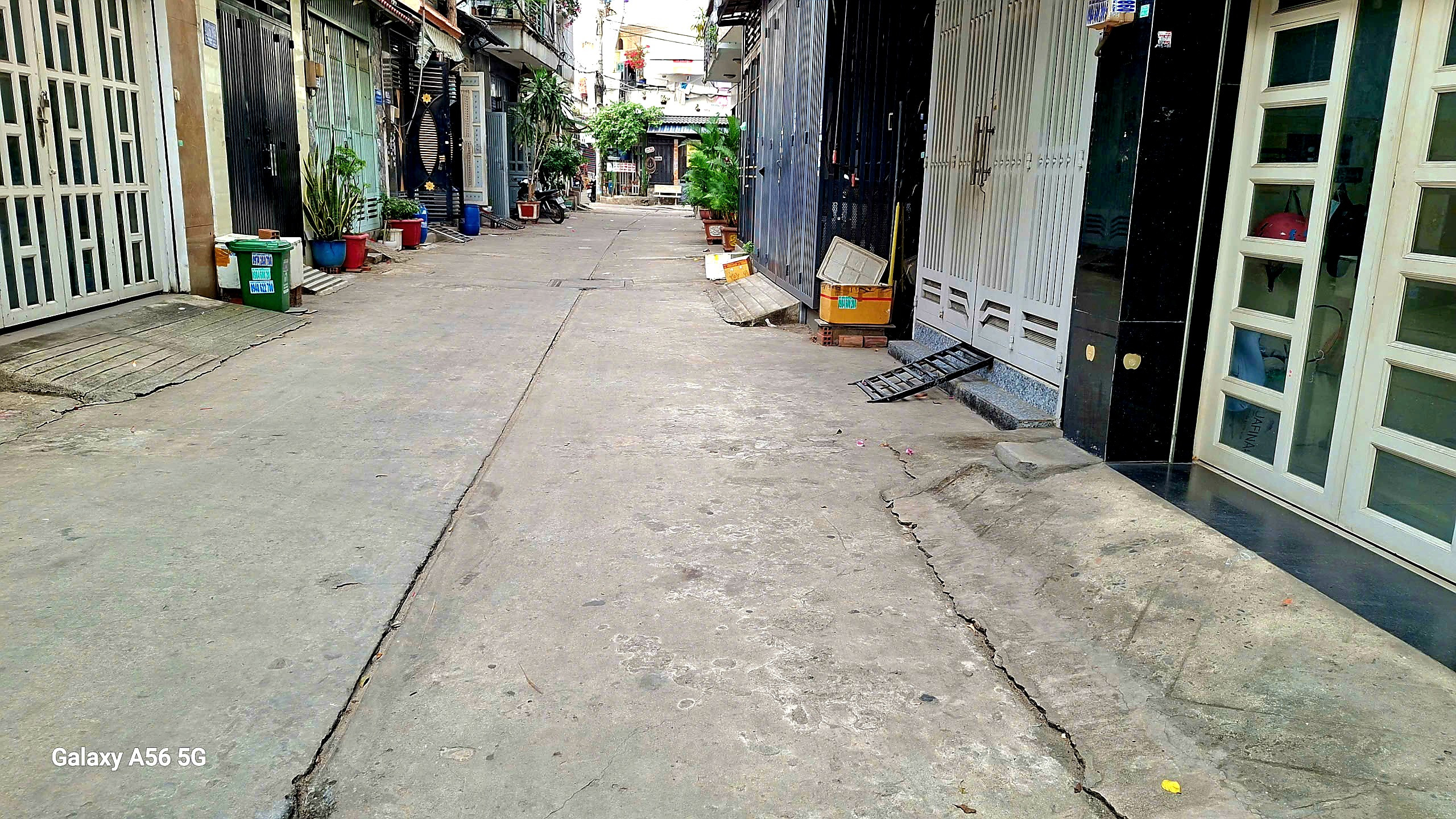 Khu Lê Văn Quới, giáp Tân Phú. Nhà mới đẹp, hẻm xe hơi Dt (4×10m) Nhỉnh 4 tỷ