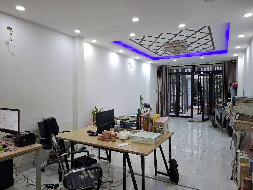Nhà đẹp ở ngay đường Liên Khu 10-11, Bình Trị Đông - Gần Aeon Mall, tiện ích bủa vây