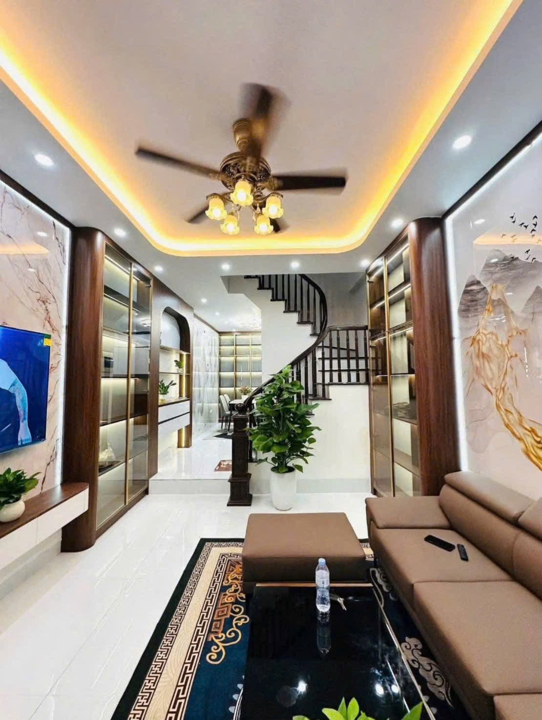 B.á.n Nhà Liên Mạc Giáp Thụy phương 42M/5 Tầng 6P-Giá 7.55 tỷ Ôtô 7 chỗ Qua nhà,MT5M