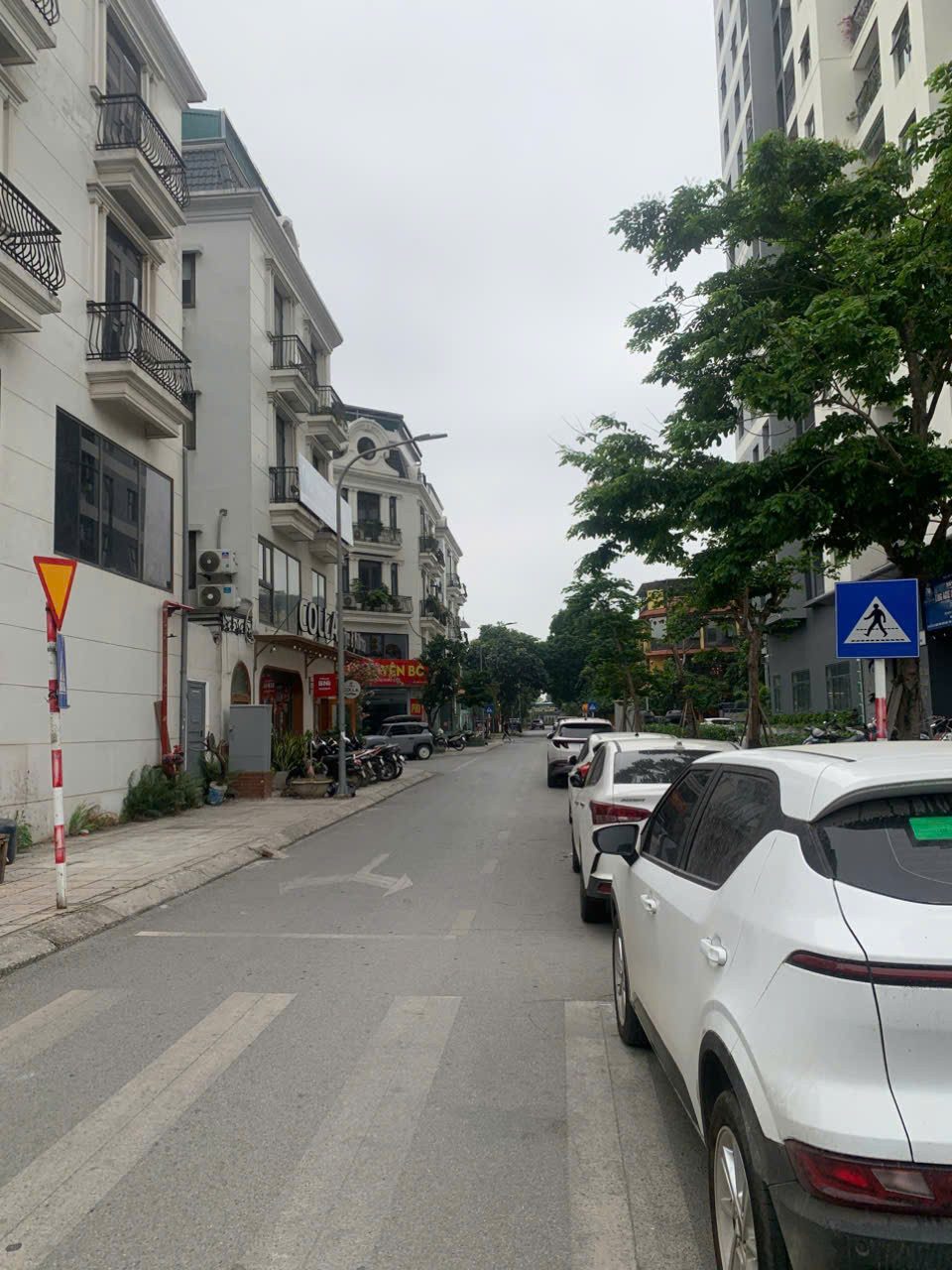 Bán đât 80m  Mặt tiền 5m lô góc 3 mặt thoáng ,giá nhỉnh 7 SÁT HỌC VIỆN NÔNG NGHIỆP 1 ,.
