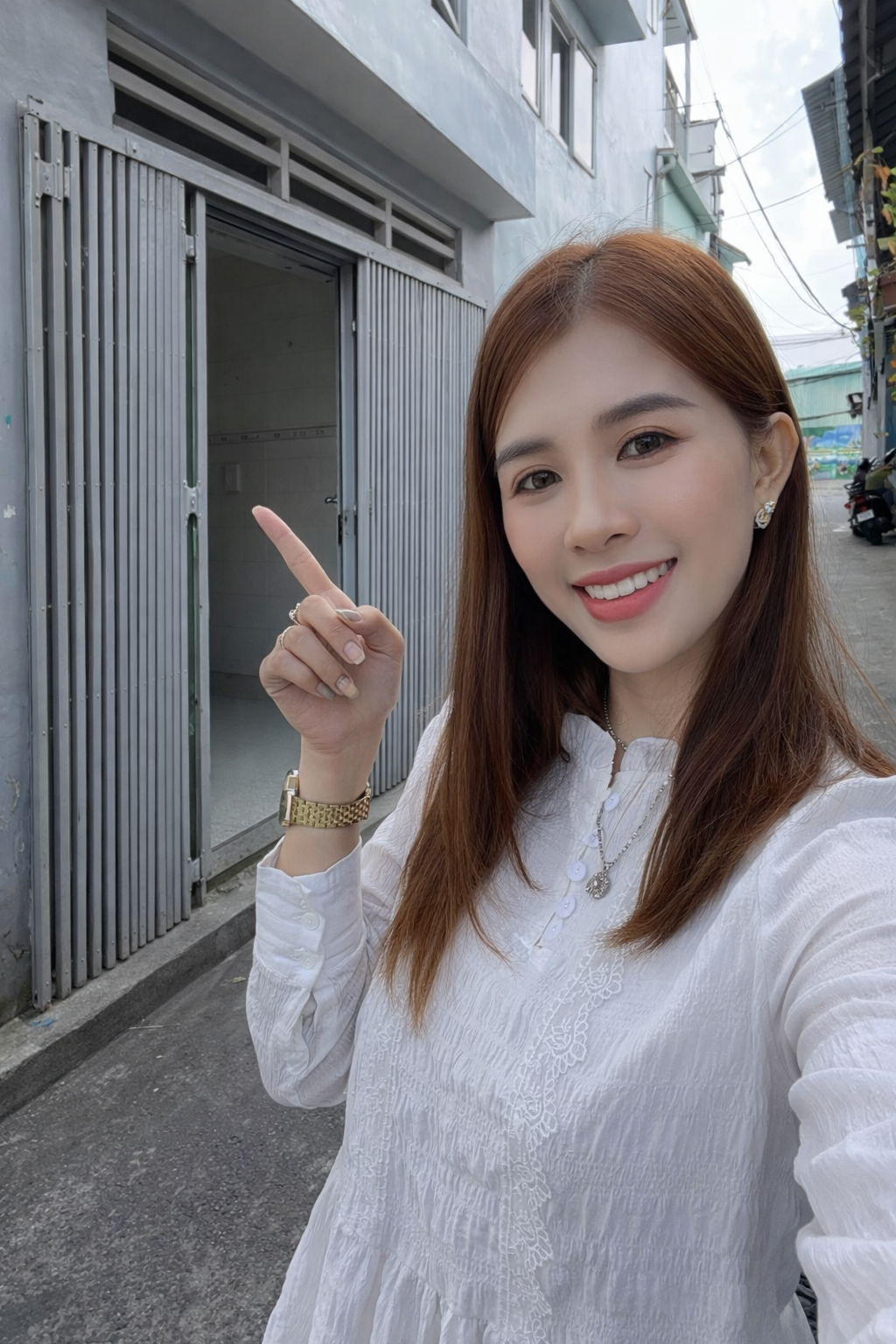 🔥 NHÀ HẺM XE HƠI ĐẬU CỬA – P6 QUẬN 8 – HƠN 5 TỶ

🏡 DT: 3.5 x 11m (vuông vức)
🏗 1 trệt – 1 lửng – 1 lầu, BTCT kiên cố
🛏 3PN – 2WC – nhà rộng rãi, ở ngay

✔ Khu nhà lầu cao cấp, an ninh, yên tĩnh
✔ Gần chợ, trường học
✔ Qua Q5,6,10,11 chỉ 10 phút
📕