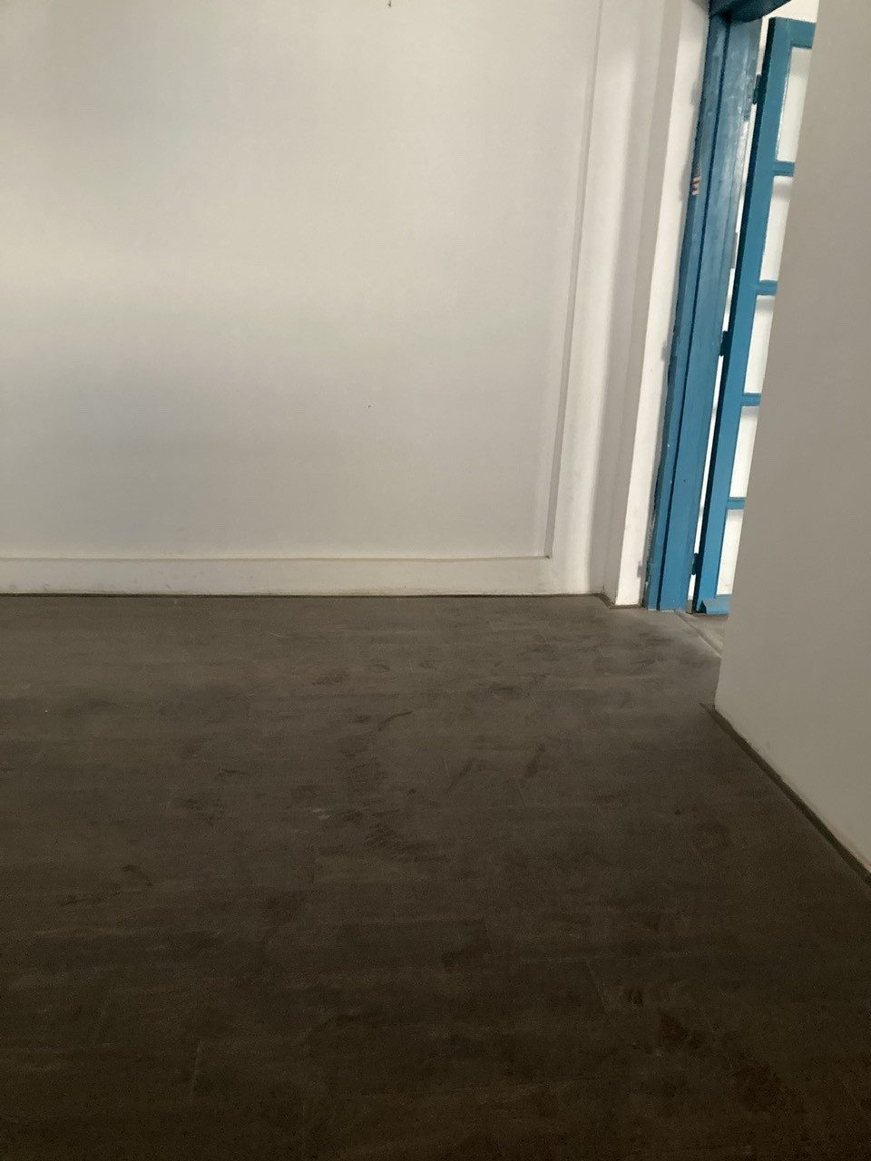 Cần cho thuê nhà ngõ Liên Trì 40m2 x 2 tầng, 3 ngủ, 2 vệ sinh, 10 Triệu