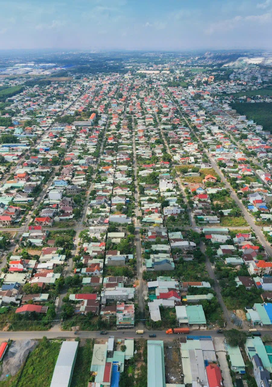 BÁN ĐẤT THÀNH PHỐ ĐỒNG NAY, NGAY KHU VỰC TRUNG TÂM HÀNH CHÍNH TẬP TRUNG, ĐƯỜNG 40M