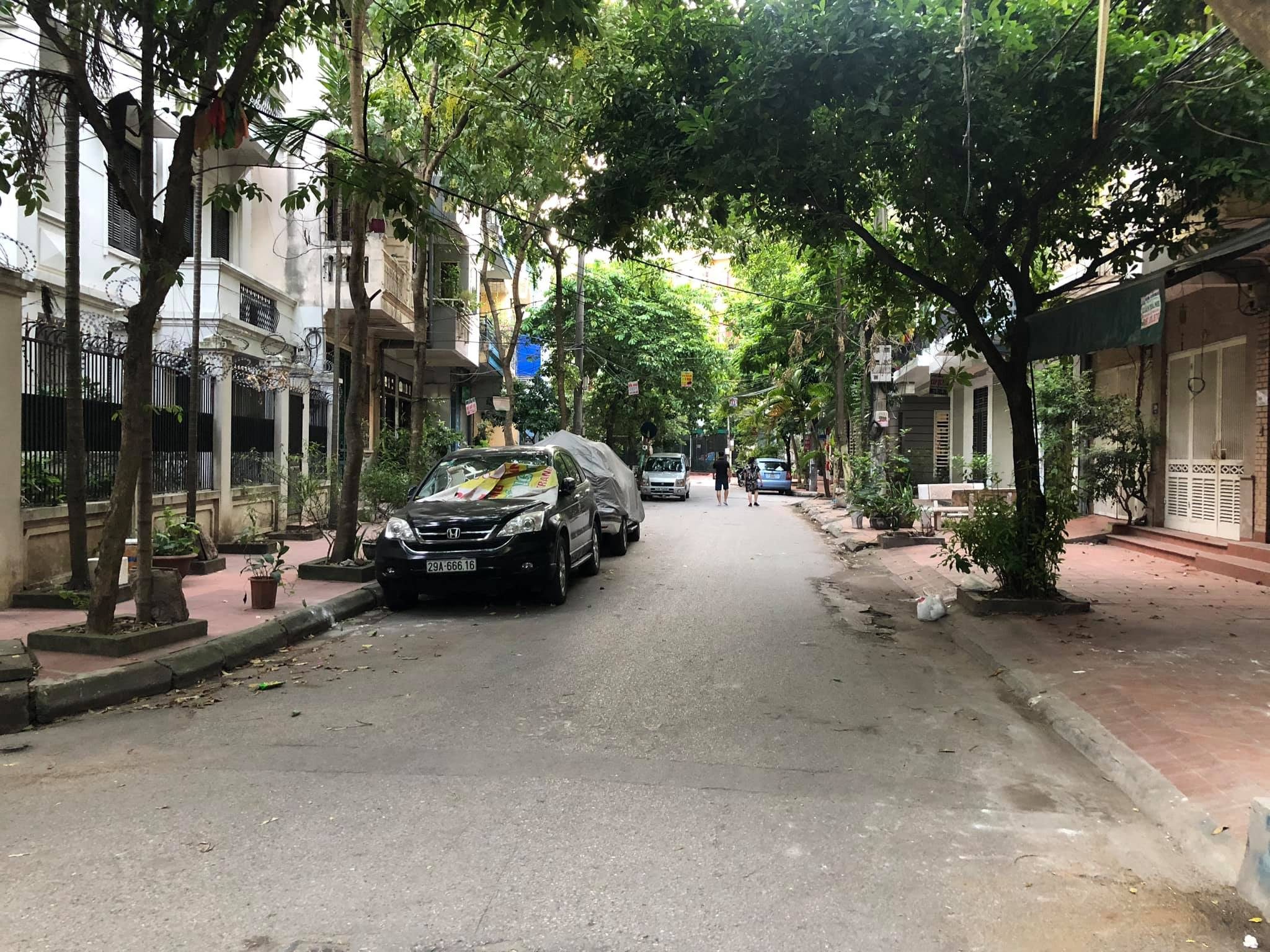 Linh Đàm 40m_mt 5m, 🚘 ô tô chạy vòng quanh, lô góc 👉 giá giật mình nhỉnh 9 tỷ