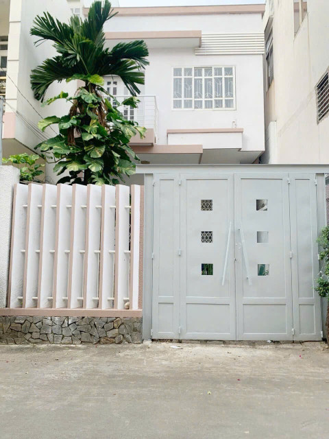 Bán nhà đường linh đông - 170m2 - 3 tầng - giá 12.5 tỷ TL