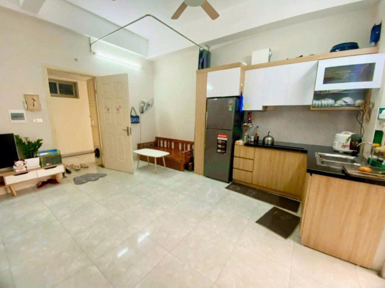 bán căn hộ 46m chung cư HH Linh Đàm giá tốt 2.4x