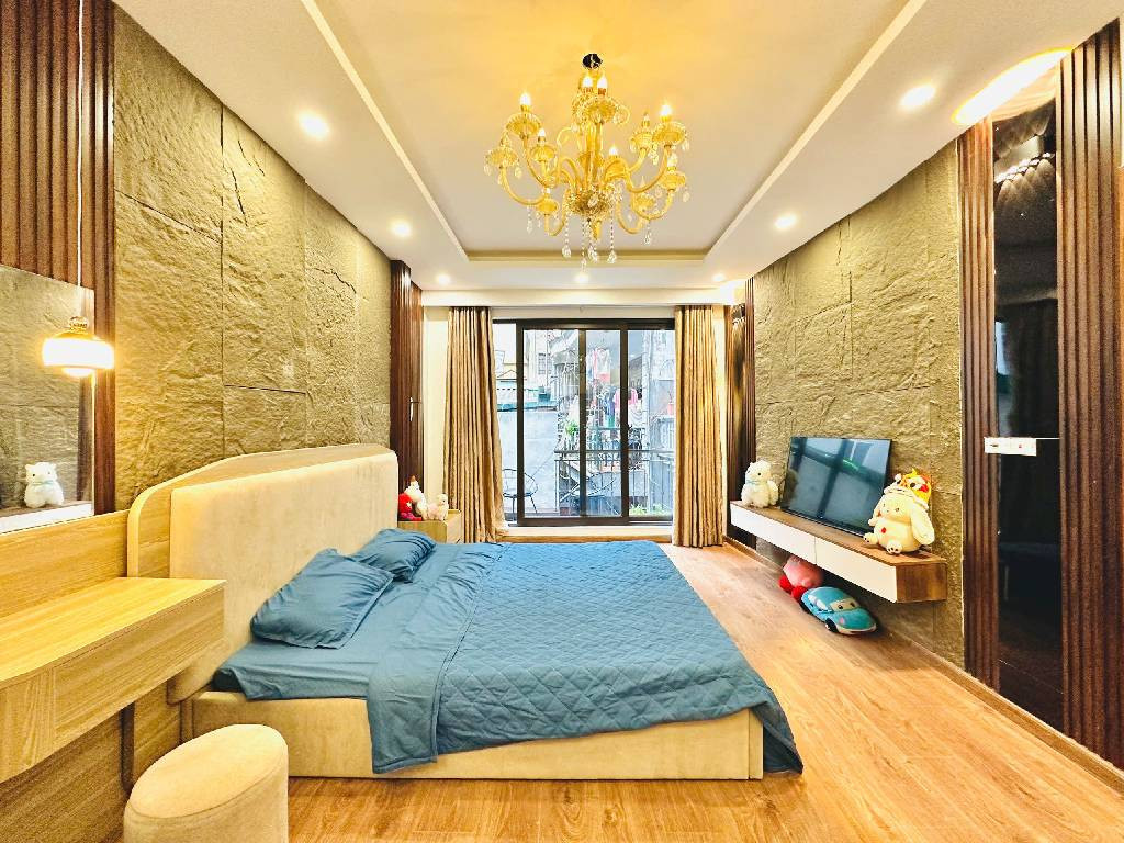 NHÀ ĐẸP LÒ ĐÚC NGAY GẦN PHỐ CỔ – NỘI THẤT TRIỆU ĐÔ – Ở NGAY KHÔNG SỬA