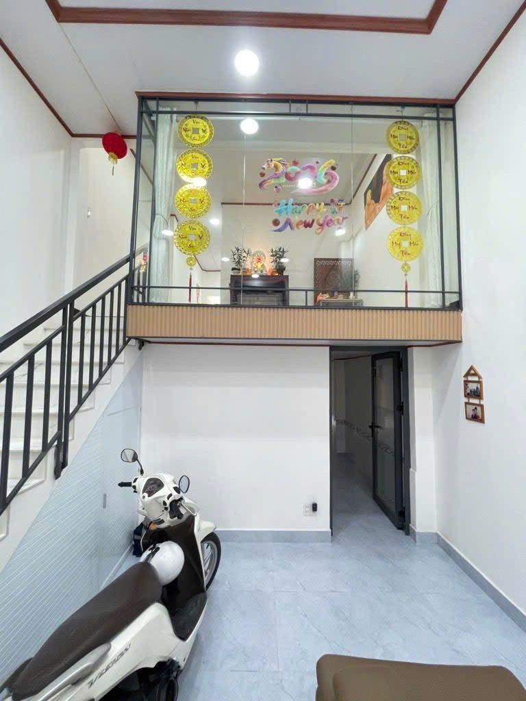 Bán nhà 86m² (4m x 20m) giá 6.5 tỷ tại Đường Lò Gốm Phường Bình Tiên