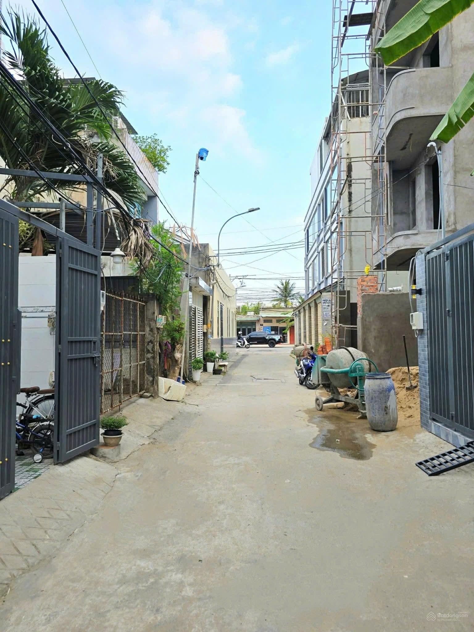 Tôi chính chủ bán nhà phố 3 tầng đường lò lu